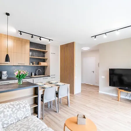 Апартаменти Apartament Kochanowskiego Z Ogrodkiem I Garazem - Dream Apart Устронь Екстер'єр фото