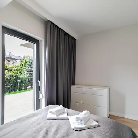 Апартаменти Apartament Kochanowskiego Z Ogrodkiem I Garazem - Dream Apart Устронь Екстер'єр фото