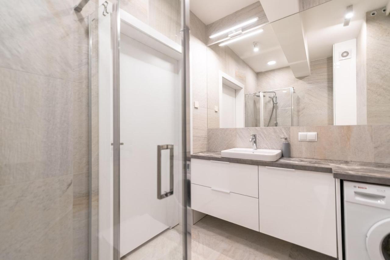 Apartment Kochanowskiego Z Ogrodkiem I Garazem - Dream *